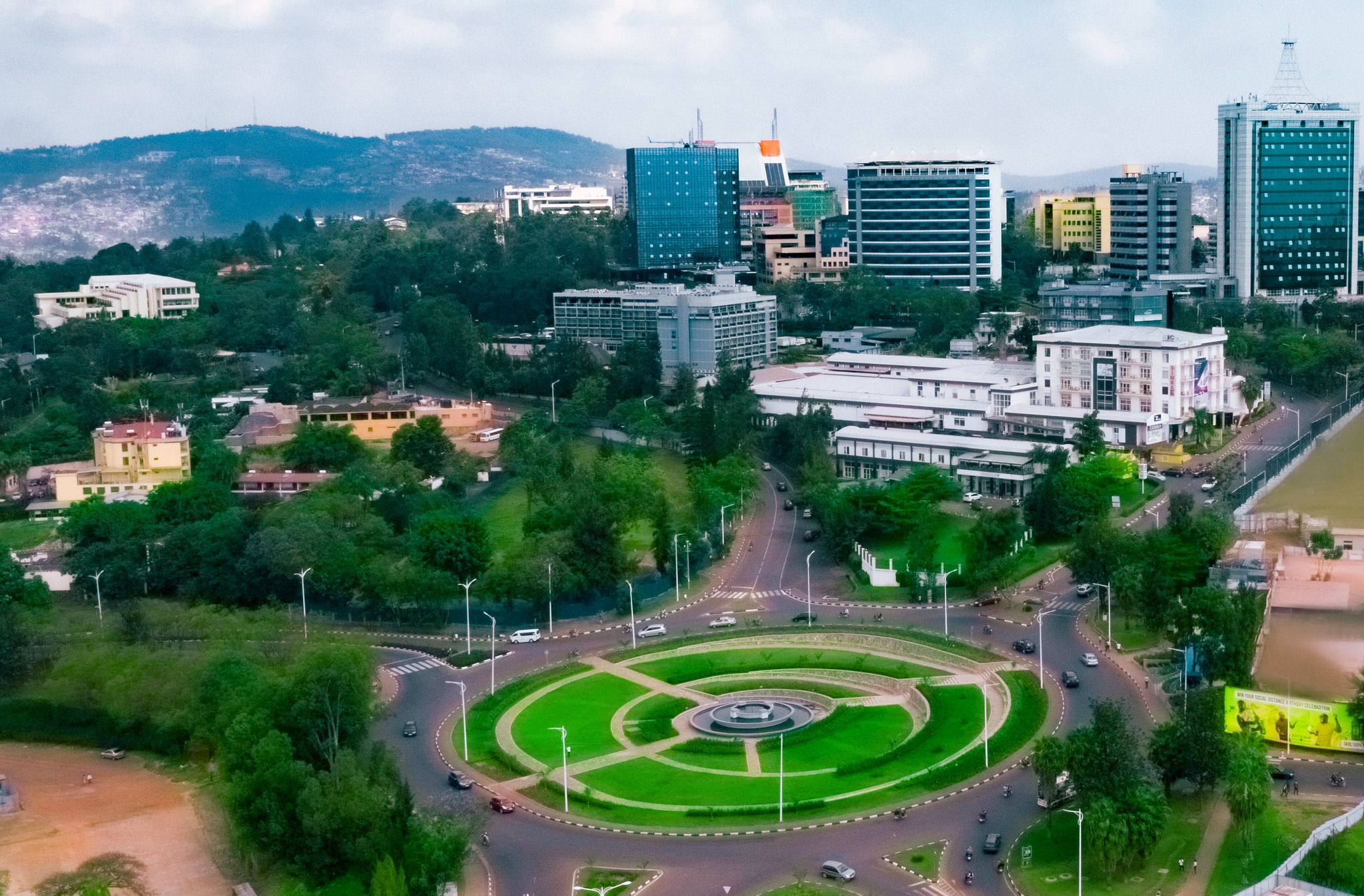 Notation financière : S&P Global maintient la note de crédit du Rwanda ...